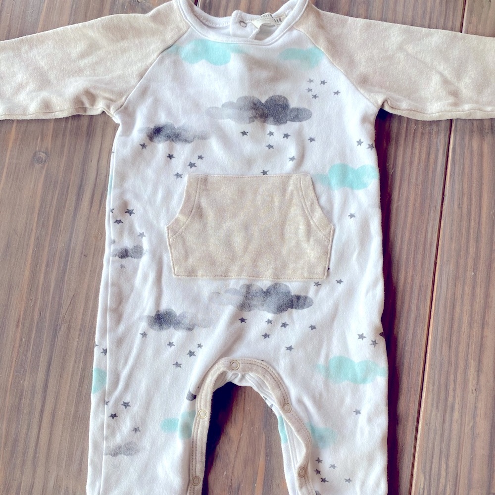 Rabbit + Bear cloud and star pant suit
